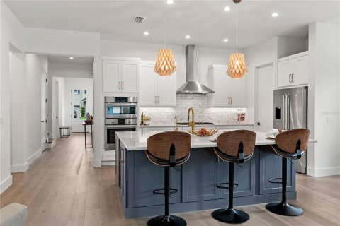 Casa en venta en Orlando, Florida, 5 dormitorios, 302.95 m2 № 1909960 - foto 11