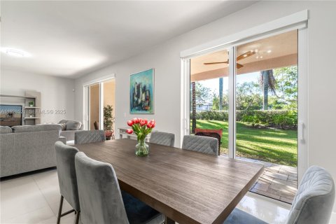 Villa ou maison à vendre à Miramar, Floride: 3 chambres, 156.08 m2 № 1987640 - photo 8