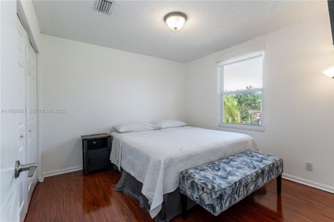 Villa ou maison à vendre à Miramar, Floride: 3 chambres, 156.08 m2 № 1987640 - photo 16