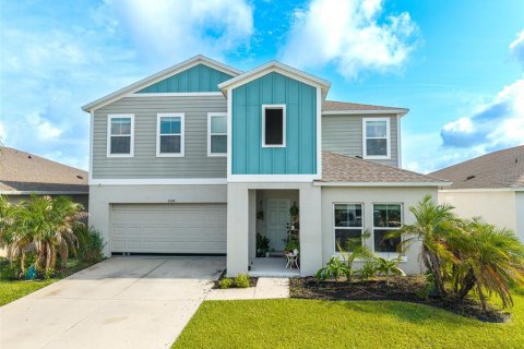 House in Lakeland, Florida 5 bedrooms, 268.02 sq.m. № 2266932