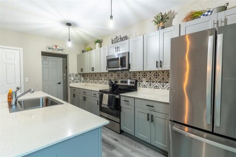 Villa ou maison à vendre à Lakeland, Floride: 5 chambres, 268.02 m2 № 2266932 - photo 11