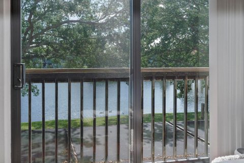 Touwnhouse à vendre à Pembroke Pines, Floride: 3 chambres, 136.75 m2 № 2192665 - photo 20