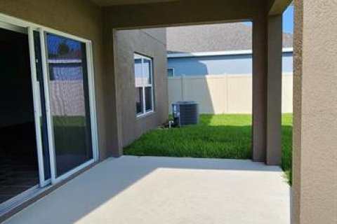 House in Eustis, Florida 4 bedrooms, 237.83 sq.m. № 1907961 - photo 16