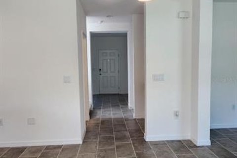 House in Eustis, Florida 4 bedrooms, 237.83 sq.m. № 1907961 - photo 8