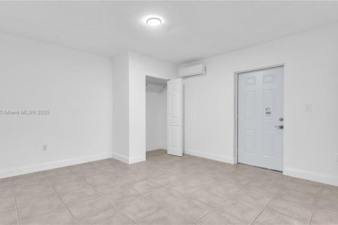 Casa en venta en Homestead, Florida, 3 dormitorios, 126.25 m2 № 1897247 - foto 22