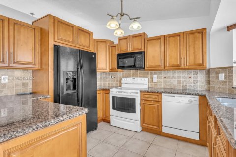 Casa en venta en Homestead, Florida, 3 dormitorios, 126.25 m2 № 1897247 - foto 4