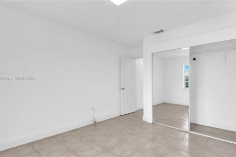 Casa en venta en Homestead, Florida, 3 dormitorios, 126.25 m2 № 1897247 - foto 18