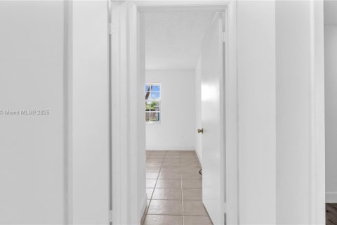 Casa en venta en Homestead, Florida, 3 dormitorios, 126.25 m2 № 1897247 - foto 20