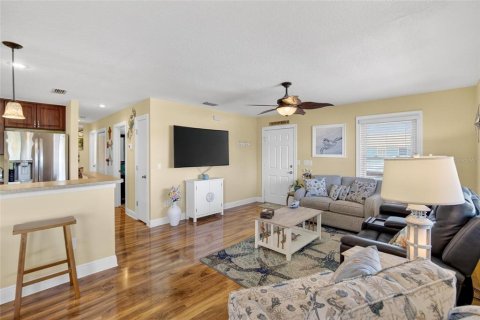 Villa ou maison à vendre à Hudson, Floride: 2 chambres, 101.45 m2 № 2155517 - photo 5