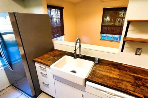 Villa ou maison à louer à Orlando, Floride: 3 chambres, 98.1 m2 № 2424027 - photo 6