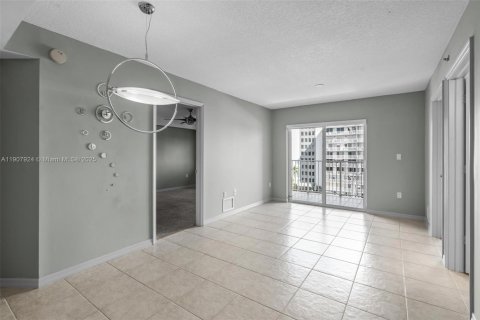 Copropriété à vendre à Miami, Floride: 2 chambres, 74.97 m2 № 1968189 - photo 15