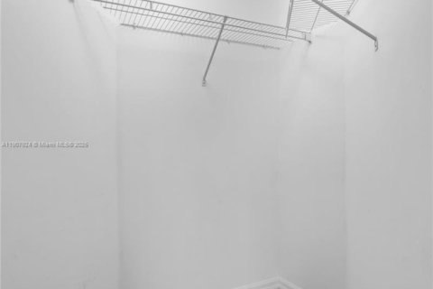 Copropriété à vendre à Miami, Floride: 2 chambres, 74.97 m2 № 1968189 - photo 28