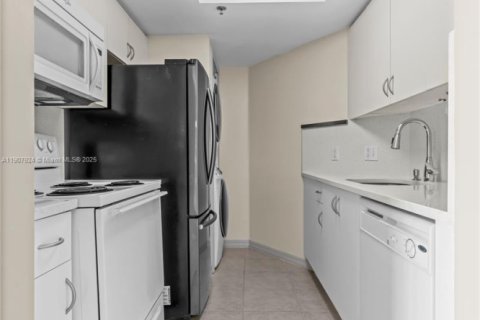 Copropriété à vendre à Miami, Floride: 2 chambres, 74.97 m2 № 1968189 - photo 19