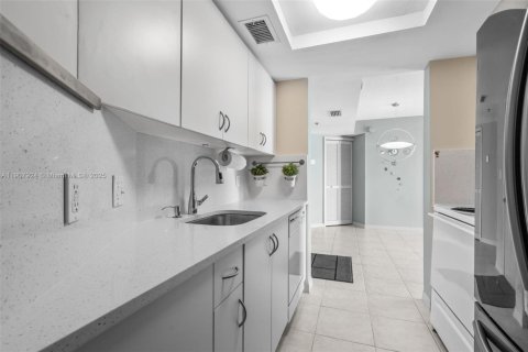 Copropriété à vendre à Miami, Floride: 2 chambres, 74.97 m2 № 1968189 - photo 20