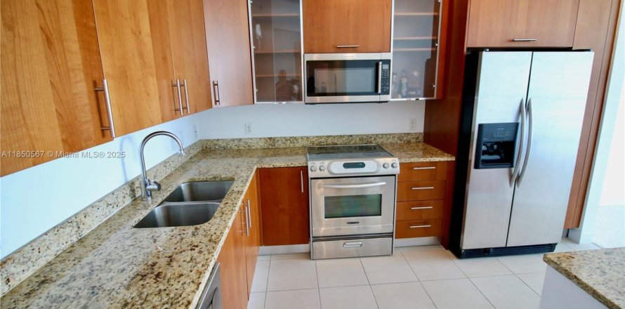 Condo à Hallandale Beach, Floride, 1 chambre  № 1961833