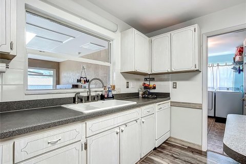 Casa en venta en Winter Haven, Florida, 3 dormitorios, 267 m2 № 1879085 - foto 13