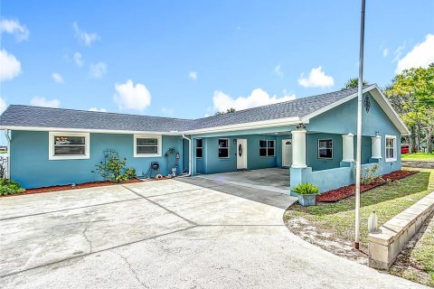 Casa en venta en Winter Haven, Florida, 3 dormitorios, 267 m2 № 1879085 - foto 1