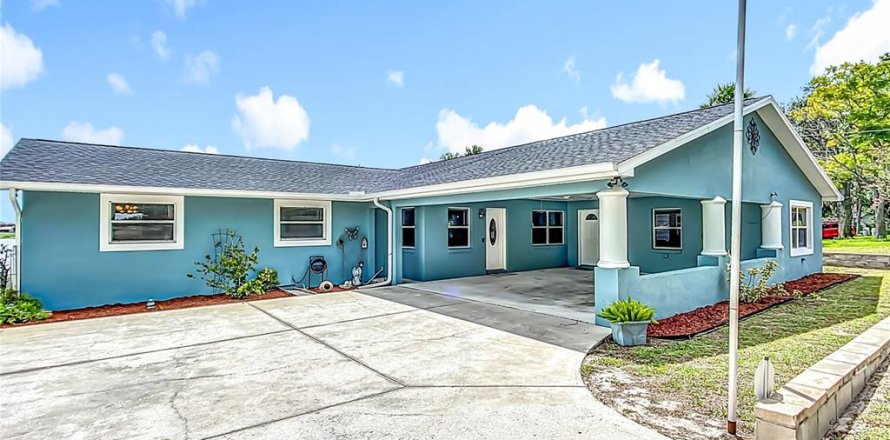 Casa en Winter Haven, Florida 3 dormitorios, 267 m2 № 1879085