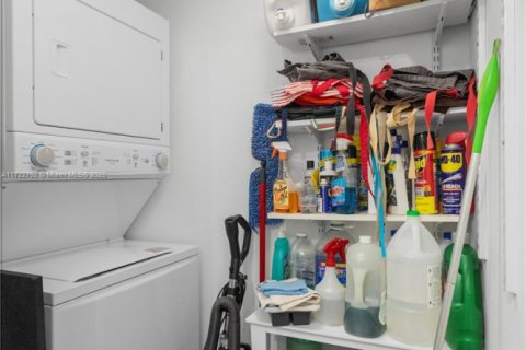 Condominio en venta en Miami, Florida, 2 dormitorios, 88.35 m2 № 1986022 - foto 30