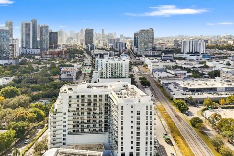 Condominio en venta en Miami, Florida, 2 dormitorios, 88.35 m2 № 1986022 - foto 1