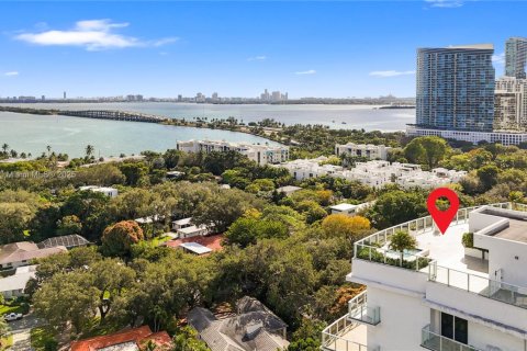 Condominio en venta en Miami, Florida, 2 dormitorios, 88.35 m2 № 1986022 - foto 8