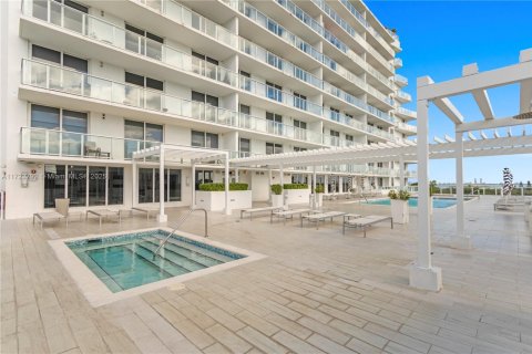Condominio en venta en Miami, Florida, 2 dormitorios, 88.35 m2 № 1986022 - foto 20