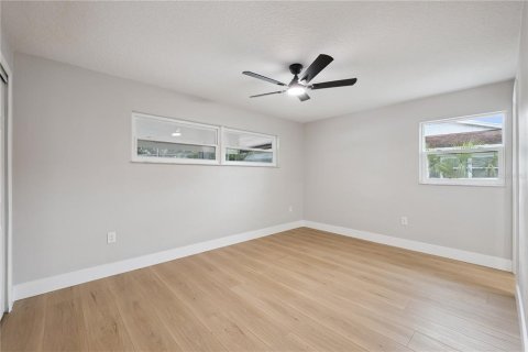 House in Winter Park, Florida 3 bedrooms, 151.15 sq.m. № 2238671 - photo 22