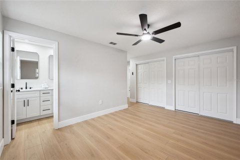 House in Winter Park, Florida 3 bedrooms, 151.15 sq.m. № 2238671 - photo 20