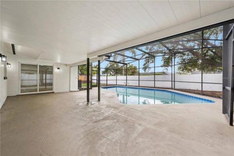 House in Winter Park, Florida 3 bedrooms, 151.15 sq.m. № 2238671 - photo 29