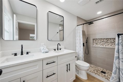 House in Winter Park, Florida 3 bedrooms, 151.15 sq.m. № 2238671 - photo 23