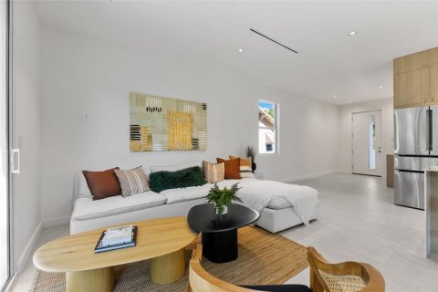 Villa ou maison à vendre à Saint Petersburg, Floride: 3 chambres, 188.59 m2 № 2290946 - photo 6