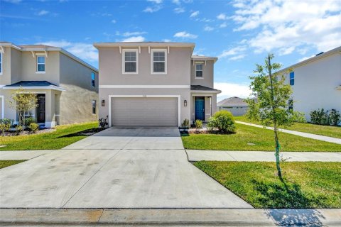 House in Wesley Chapel, Florida 4 bedrooms, 209.96 sq.m. № 1587477 - photo 3