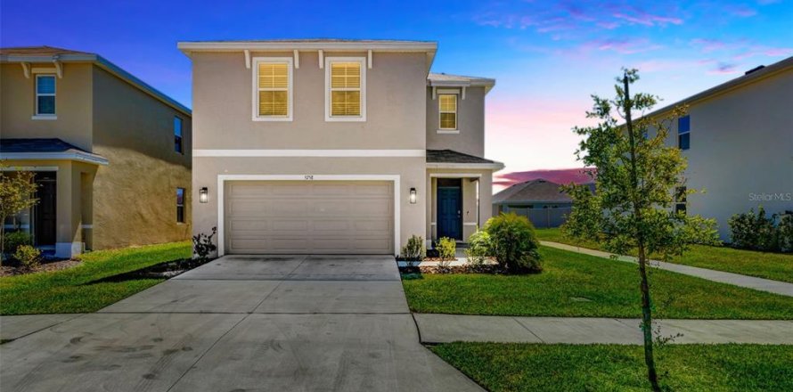 House in Wesley Chapel, Florida 4 bedrooms, 209.96 sq.m. № 1587477