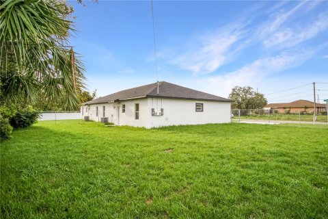 Appartement à louer à Haines City, Floride: 4 chambres, 158.49 m2 № 2218998 - photo 27