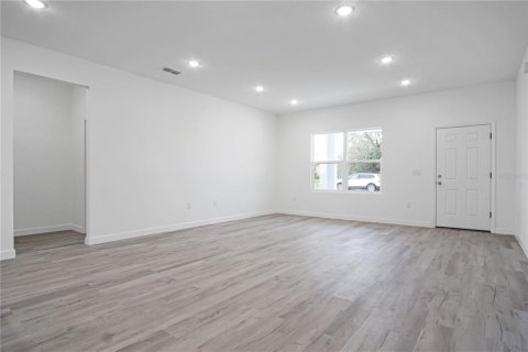 Appartement à louer à Haines City, Floride: 4 chambres, 158.49 m2 № 2218998 - photo 13