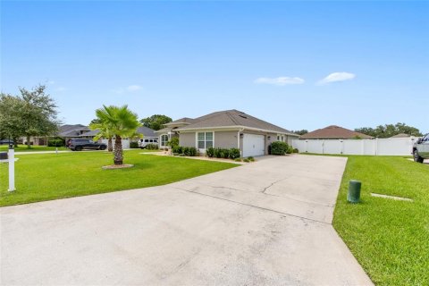 House in Ocala, Florida 4 bedrooms, 214.33 sq.m. № 1904242 - photo 3