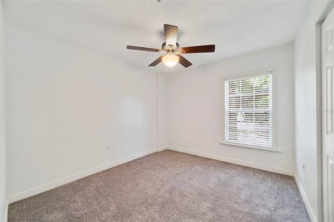 Condominio en venta en Orlando, Florida, 3 dormitorios, 92.25 m2 № 2155908 - foto 12