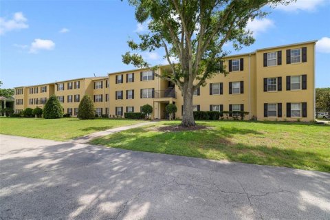 Condominio en Orlando, Florida, 3 dormitorios  № 2155908