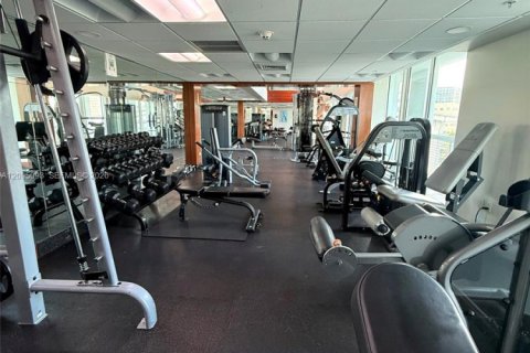 Copropriété à vendre à Miami, Floride: 3 chambres, 131.83 m2 № 2386907 - photo 21