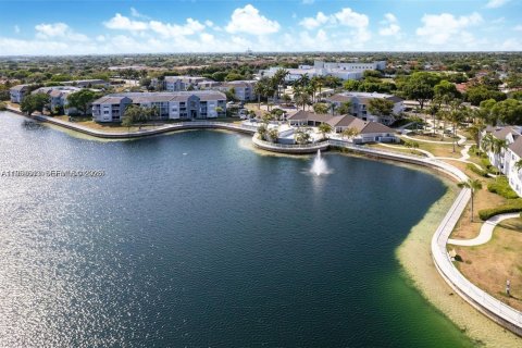 Condo in Cutler Bay, Florida, 1 bedroom  № 1995782 - photo 28