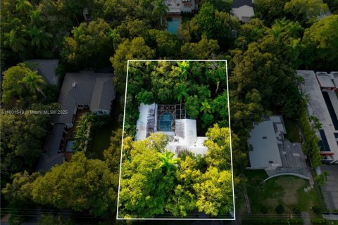 Casa en venta en Miami, Florida, 3 dormitorios, 241.92 m2 № 1862145 - foto 6