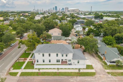 Casa en venta en Saint Petersburg, Florida, 3 dormitorios, 185.8 m2 № 2239265 - foto 3