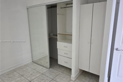 Condominio en alquiler en Miami Beach, Florida, 1 dormitorio, 57.97 m2 № 2052407 - foto 14