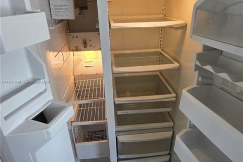 Condominio en alquiler en Miami Beach, Florida, 1 dormitorio, 57.97 m2 № 2052407 - foto 12