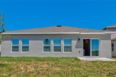 Villa ou maison à louer à Kissimmee, Floride: 4 chambres, 178.56 m2 № 2413677 - photo 2