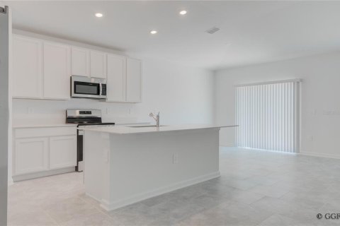 Villa ou maison à louer à Kissimmee, Floride: 4 chambres, 178.56 m2 № 2413677 - photo 19