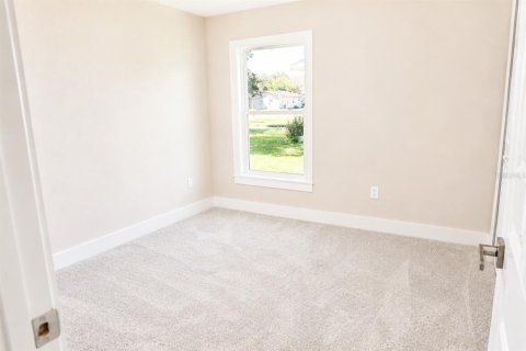 House in Kissimmee, Florida 3 bedrooms, 144.46 sq.m. № 2294901 - photo 16