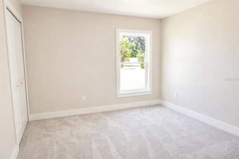 House in Kissimmee, Florida 3 bedrooms, 144.46 sq.m. № 2294901 - photo 13