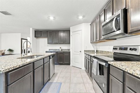 Villa ou maison à vendre à Palm Coast, Floride: 5 chambres, 184.23 m2 № 2396632 - photo 6
