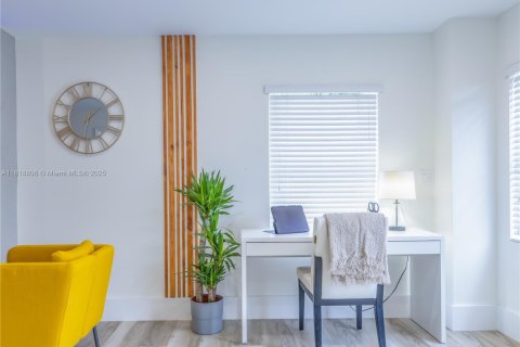 Apartment in Miami, Florida 2 bedrooms, 55.74 sq.m. № 2022458 - photo 23